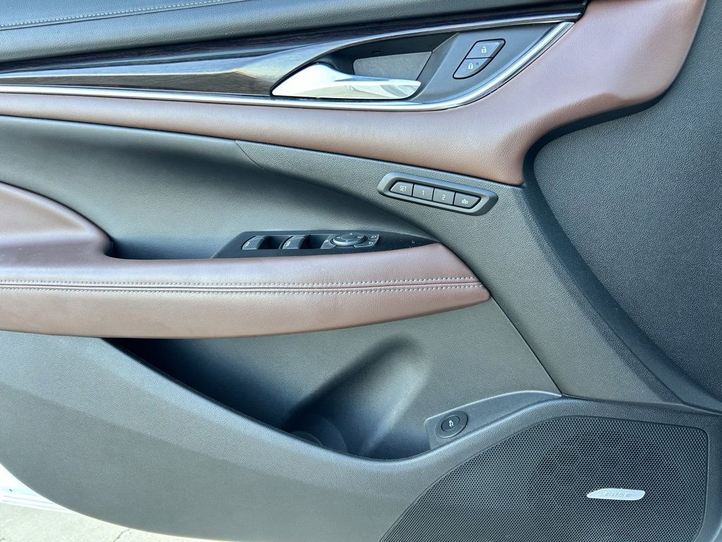 Used 2019 Buick LaCrosse Avenir image 10