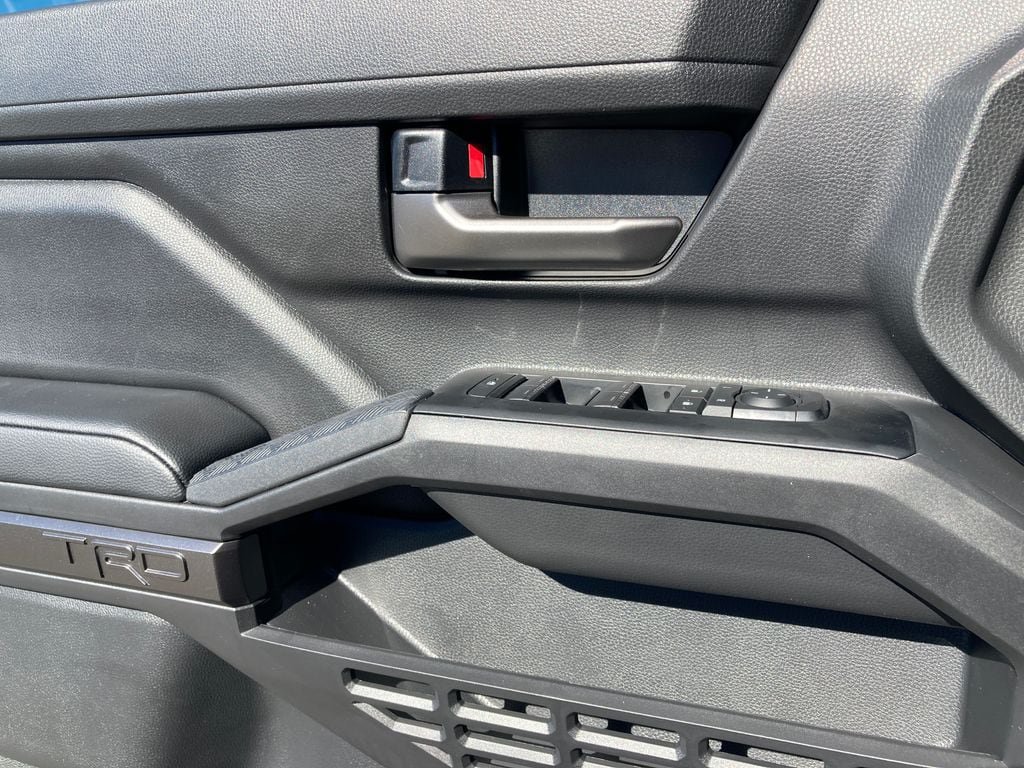 New 2026 Toyota Tacoma TRD Off-Road AWD/4WD image 13