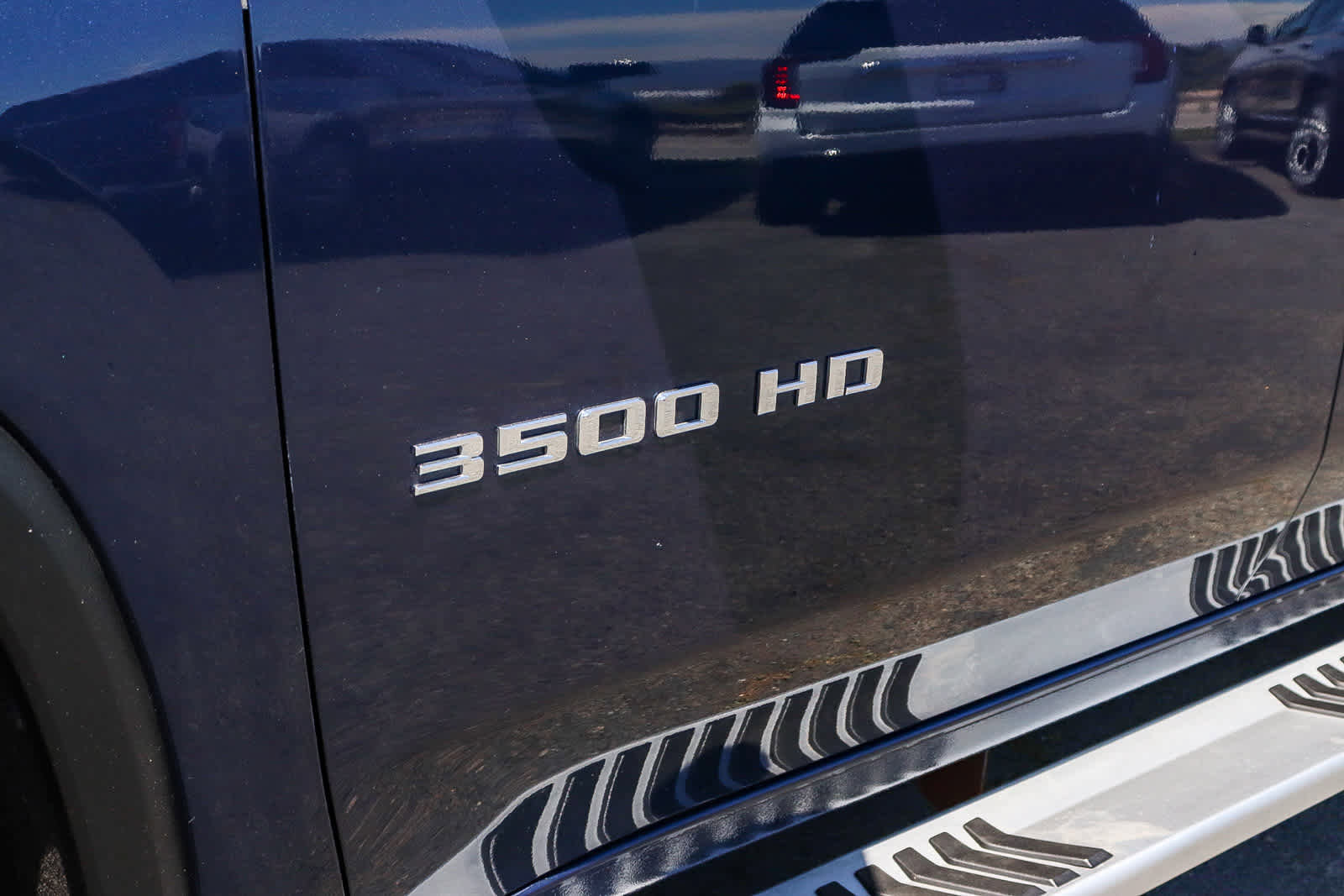 Used 2021 Chevrolet Silverado 3500 LT w/ Gooseneck/5TH Wheel Package RWD image 14