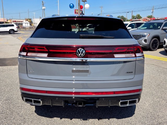 New 2026 Volkswagen Atlas Cross Sport SEL Premium R-Line AWD/4WD image 10