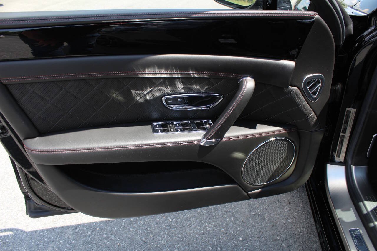 Used 2018 Bentley Flying Spur S V8 AWD/4WD image 24