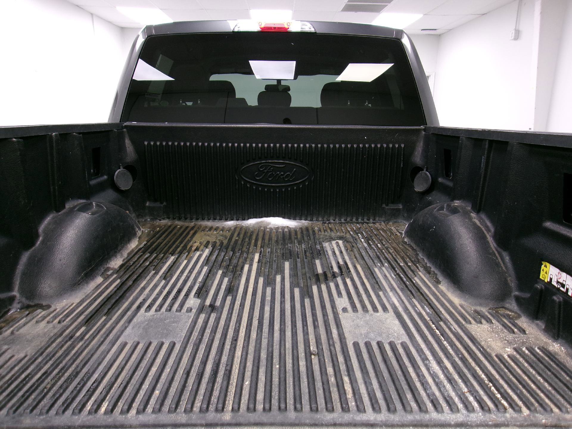 Used 2020 Ford F150 XLT image 11