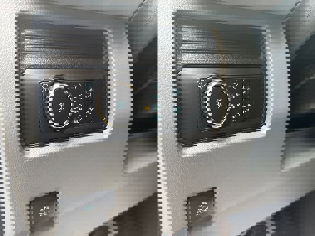 New 2026 Ford F600 4x4 Regular Cab Super Duty w/ XL Chrome Package image 14