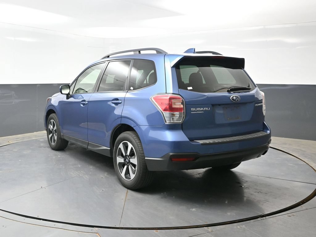 Used 2018 Subaru Forester 2.5i Premium w/ All-Weather Package AWD/4WD image 12