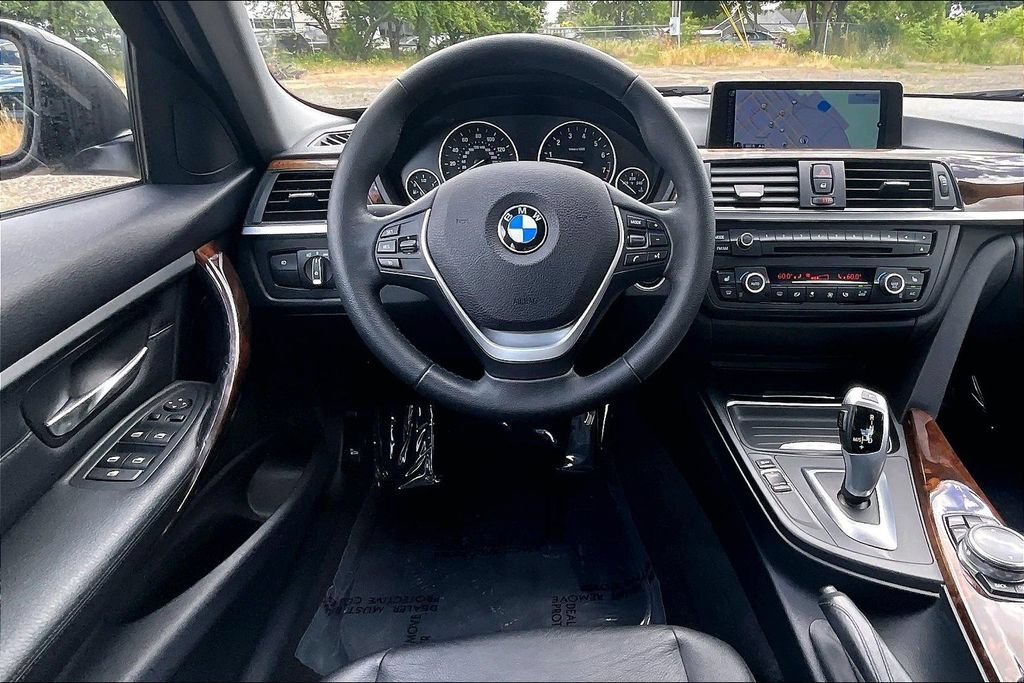 Used 2014 BMW 328i Sedan RWD image 7