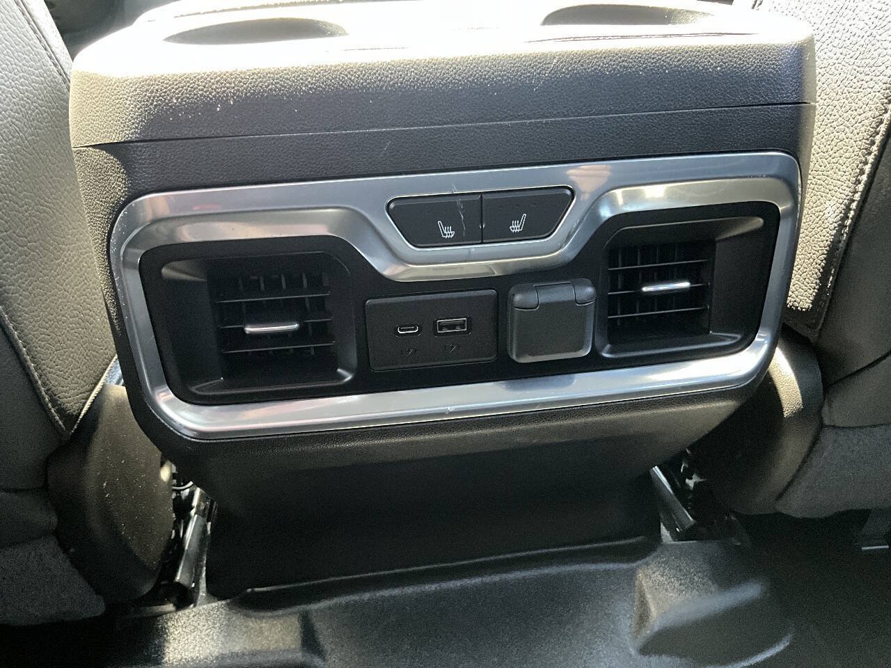 Used 2021 GMC Sierra 2500 Denali w/ Denali Ultimate Package AWD/4WD image 35