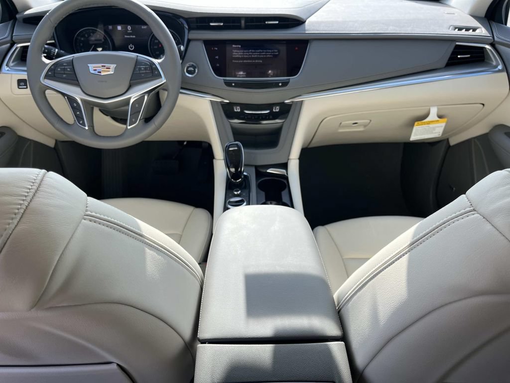 New 2026 Cadillac XT5 Premium Luxury w/ Driver Assist Package AWD/4WD image 12