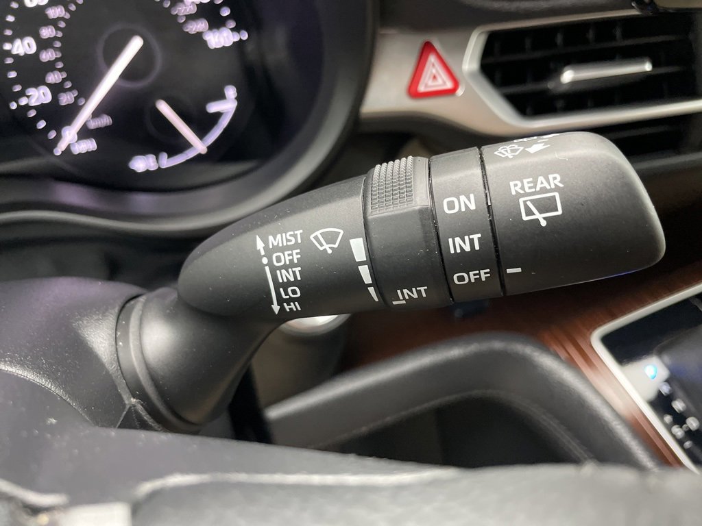 Used 2023 Toyota Sienna XLE image 27