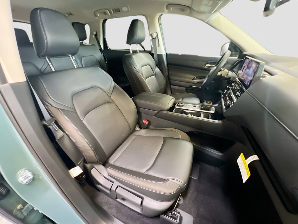 New 2026 Nissan Pathfinder SL AWD/4WD image 28