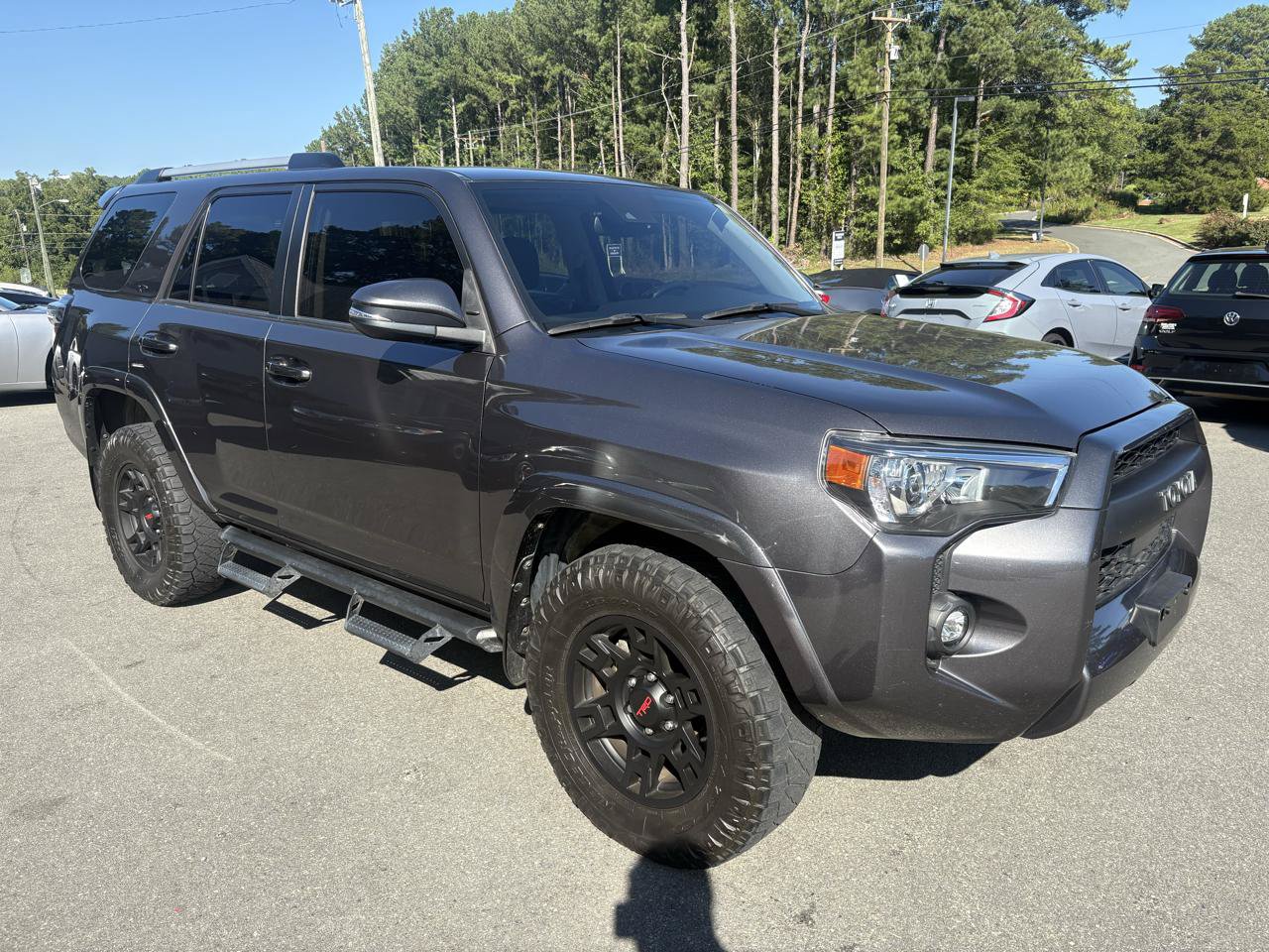 Used 2023 Toyota 4Runner SR5 Premium w/ Moonroof Package RWD image 7