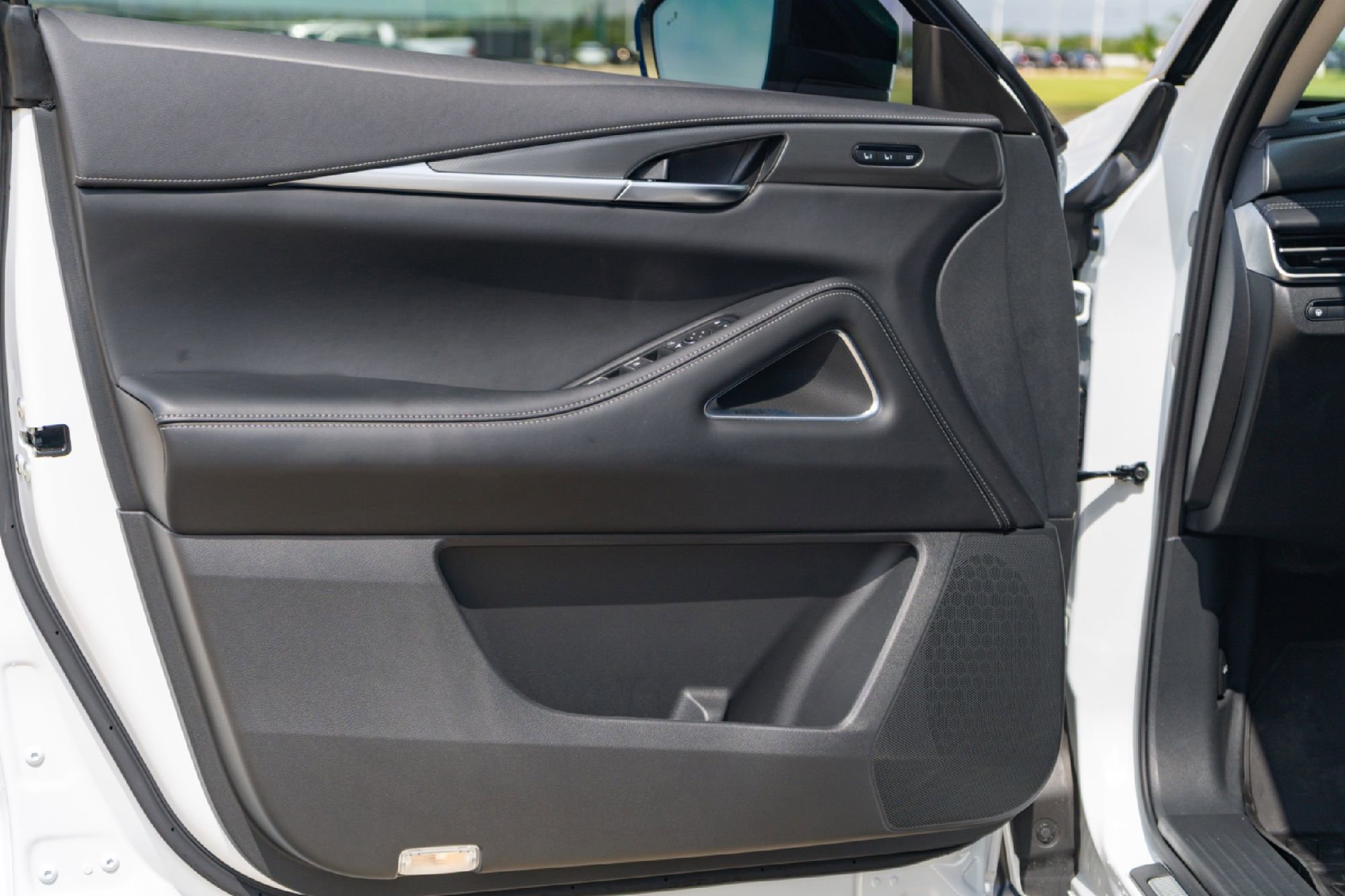 Certified 2026 INFINITI QX60 Luxe w/ Cargo Package FWD image 20