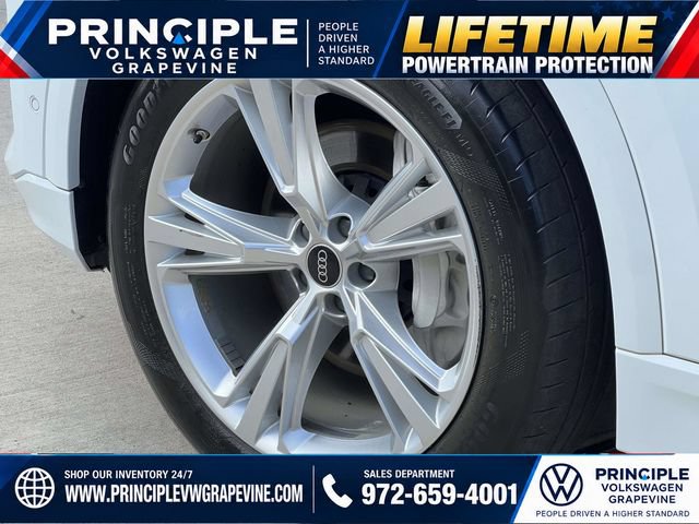 Used 2023 Audi Q8 Premium w/ Convenience Package AWD/4WD image 6