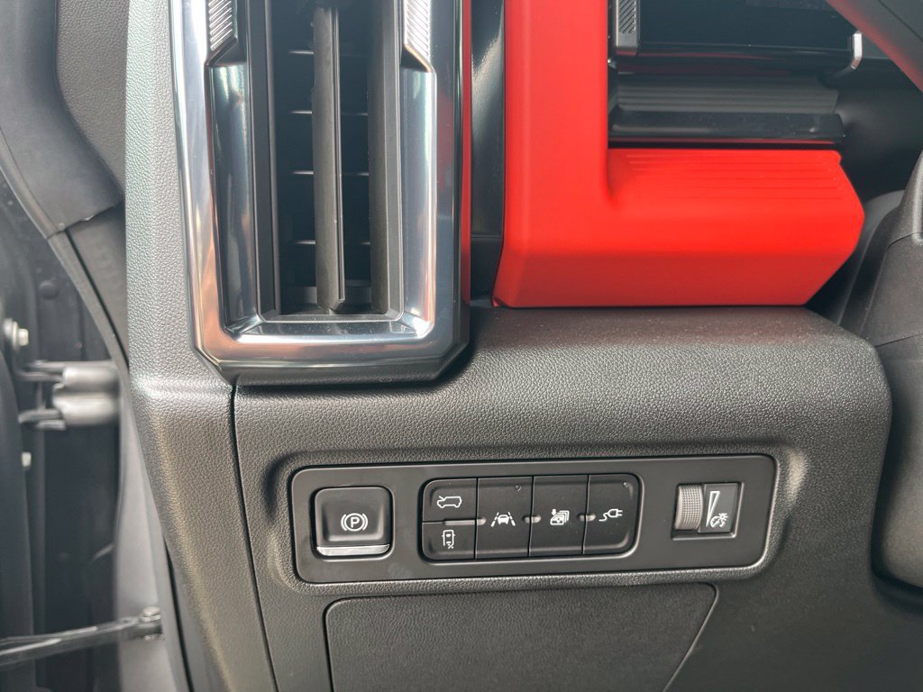 Used 2026 GMC Hummer EV 3X w/ Carbon Fiber Edition Package AWD/4WD image 12