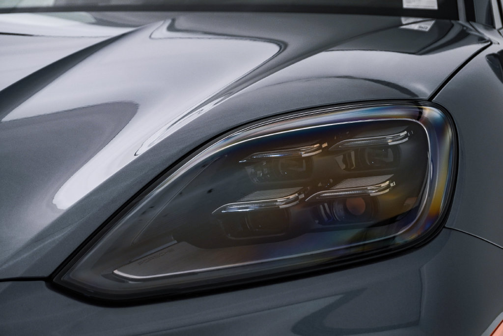 New 2026 Porsche Cayenne AWD/4WD image 7