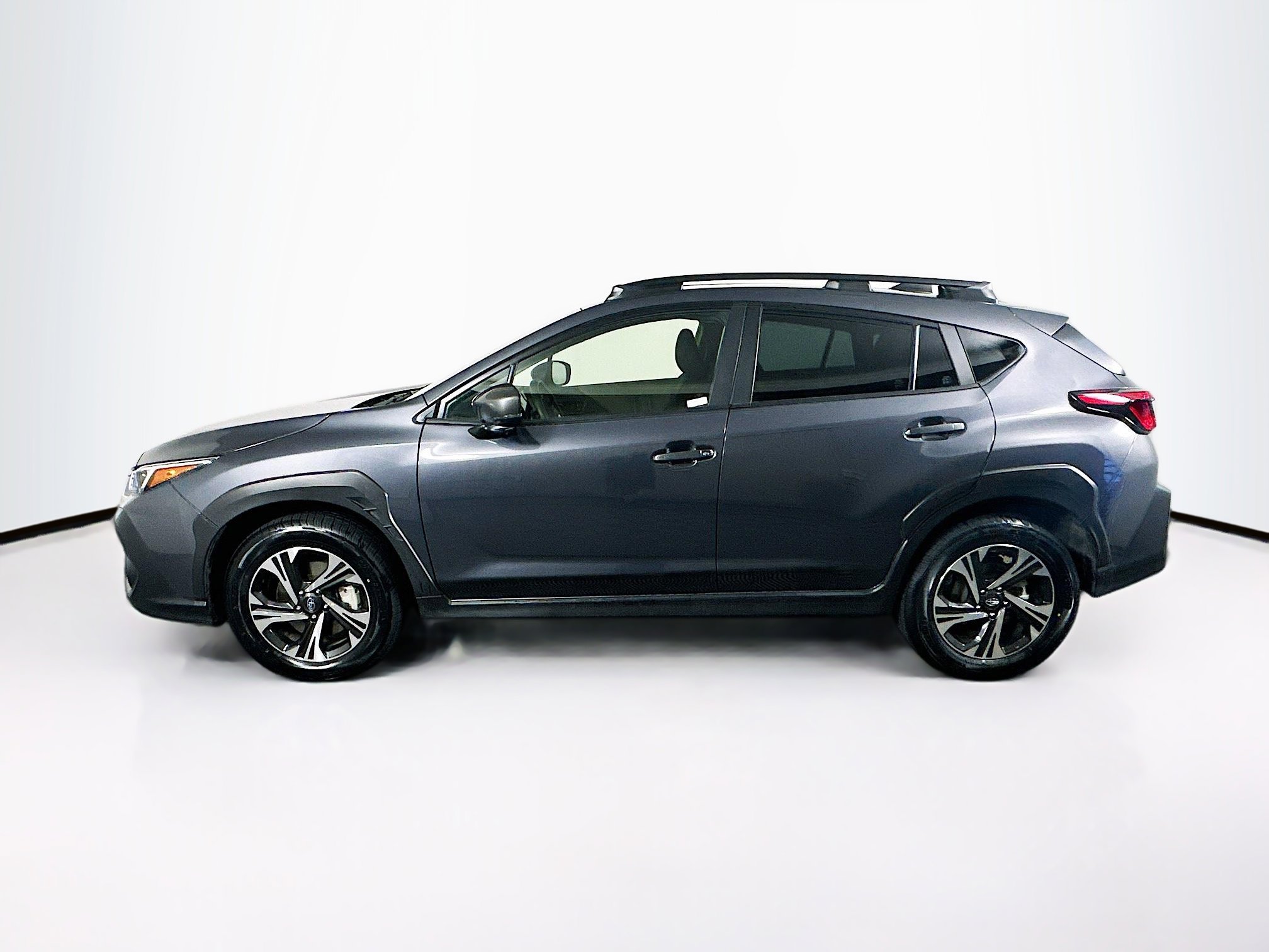 Used 2025 Subaru Crosstrek 2.0i Premium AWD/4WD image 4