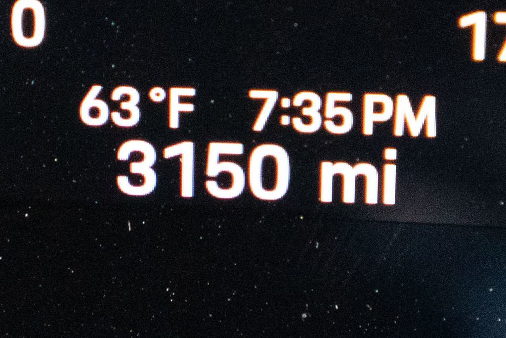 Certified 2025 Porsche Cayenne Coupe image 30