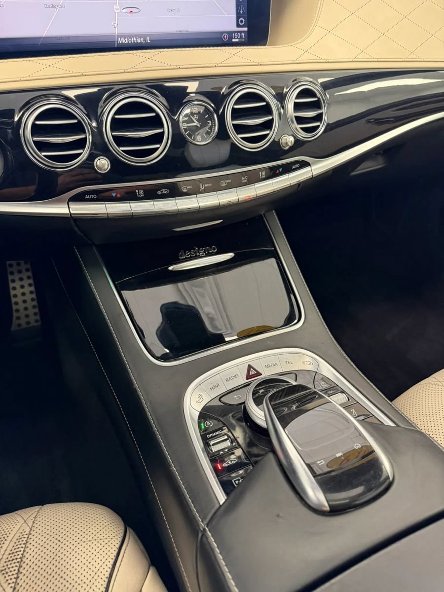 Used 2019 Mercedes-Benz S 560 Sedan image 28