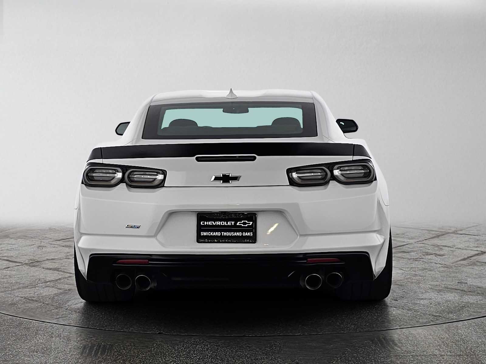 Used 2023 Chevrolet Camaro SS RWD image 4