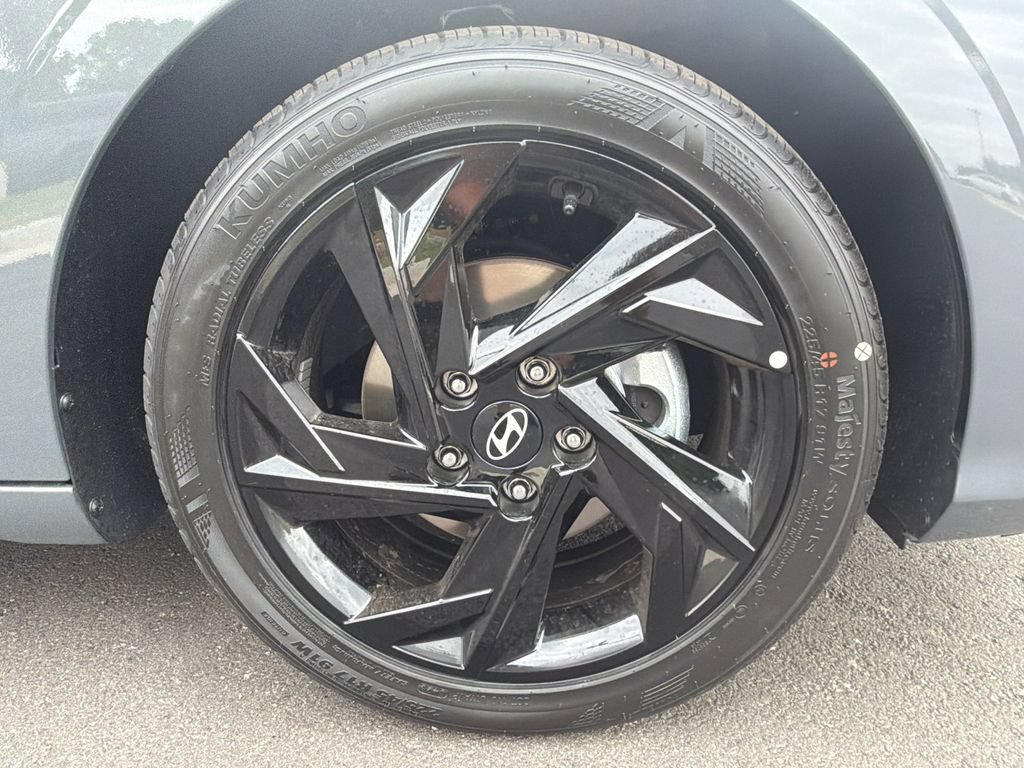 New 2026 Hyundai Elantra Sport FWD image 12
