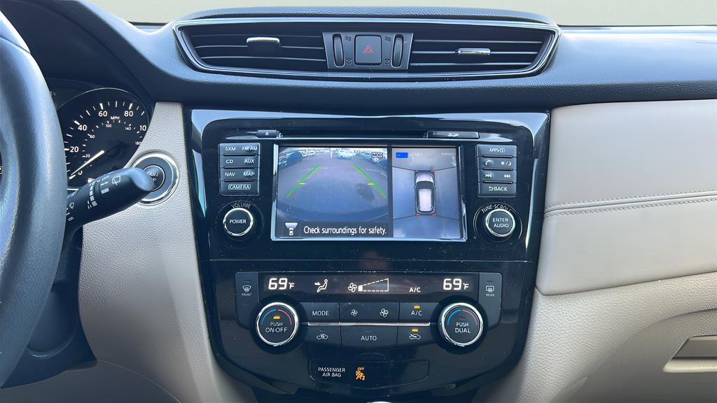 Used 2017 Nissan Rogue SL w/ SL Premium Package image 22
