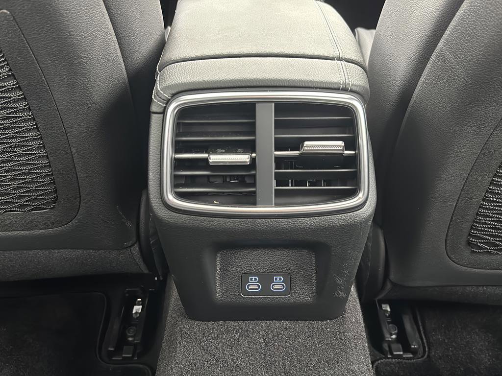 Used 2026 Genesis G70 2.5T Prestige image 41