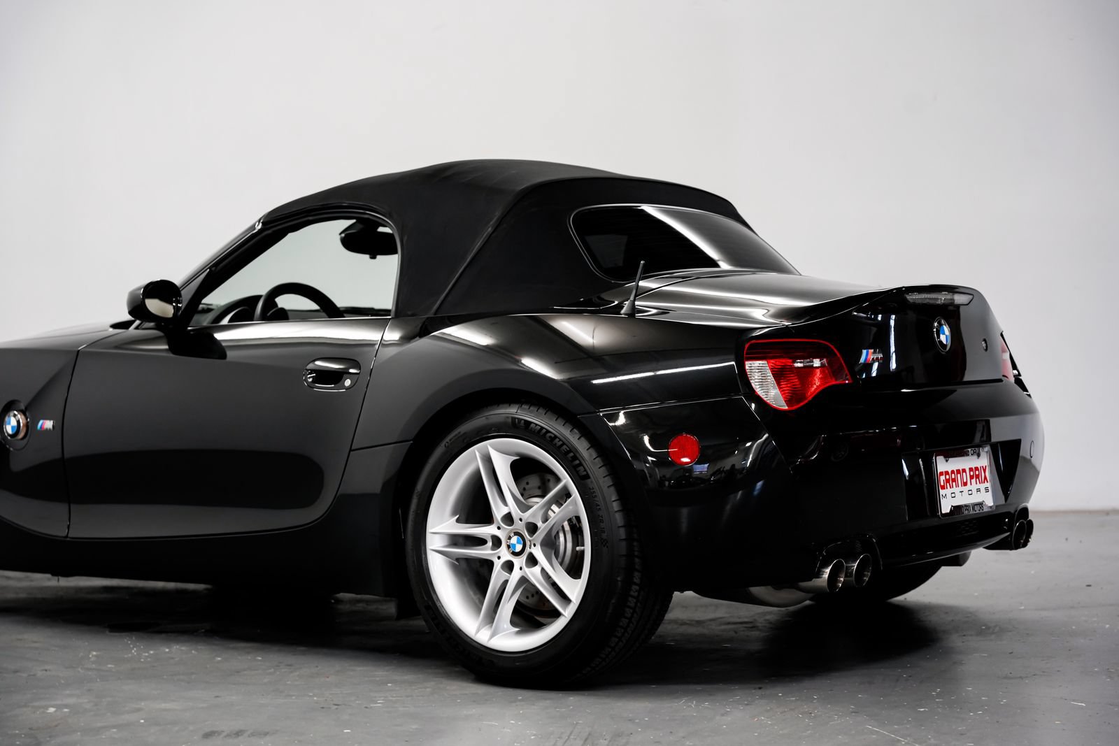 Used 2007 BMW M Roadster RWD image 30