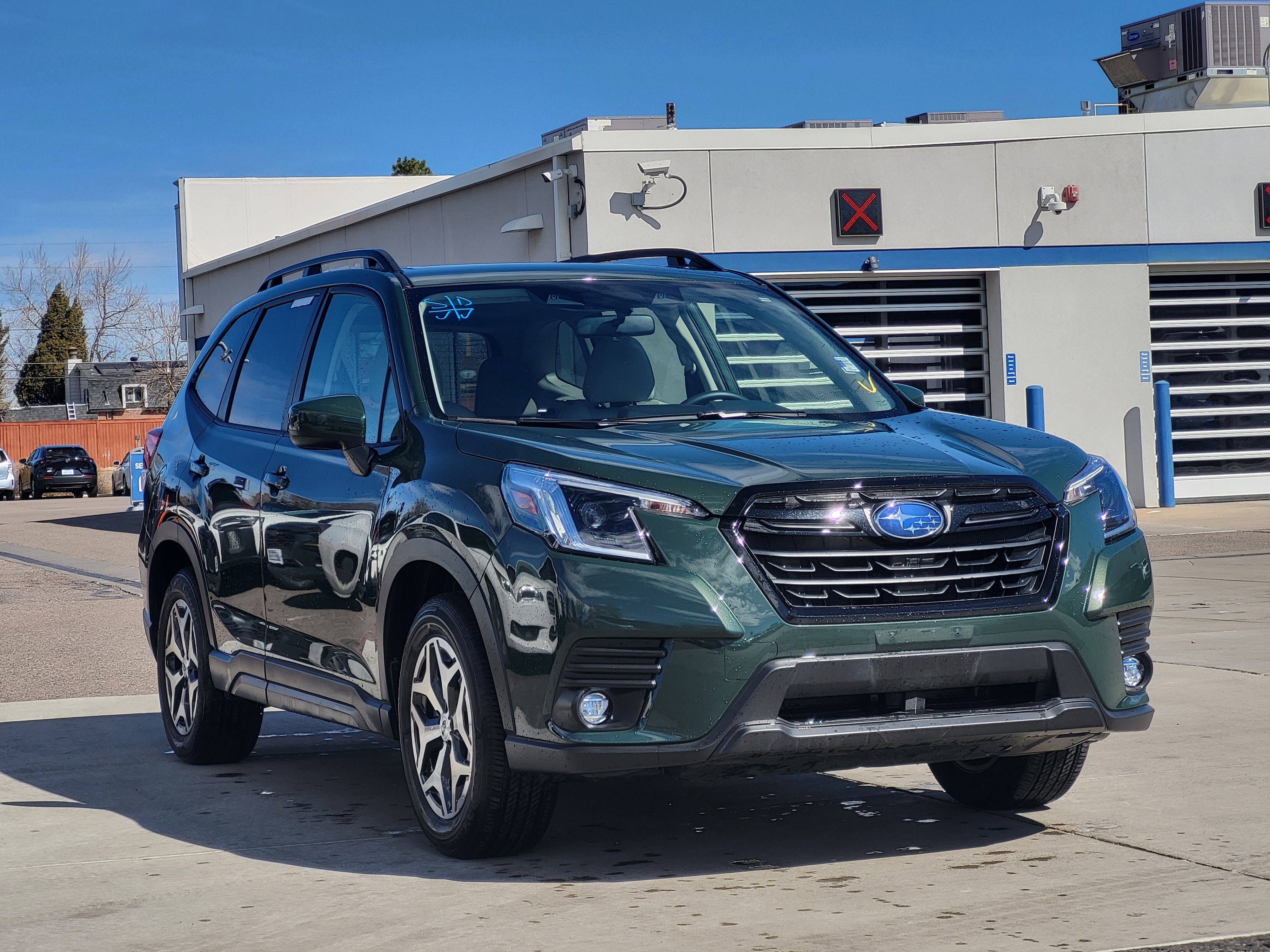 Used 2024 Subaru Forester Premium image 3