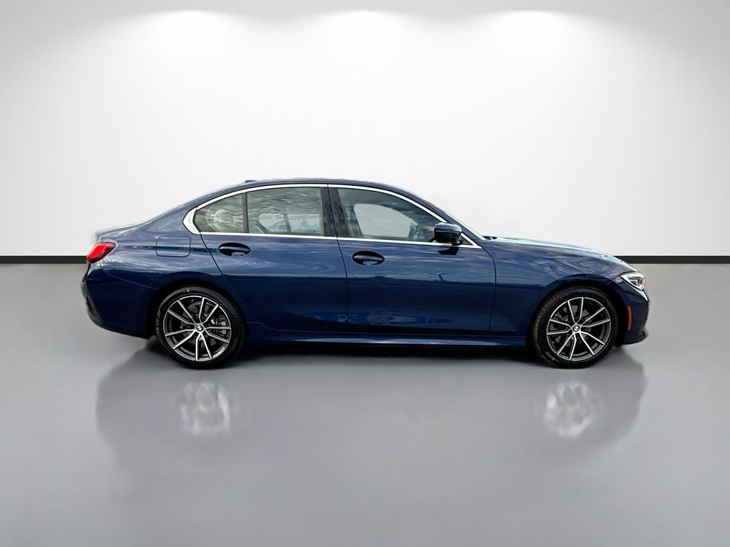 Used 2020 BMW 330i Sedan w/ Convenience Package RWD image 2