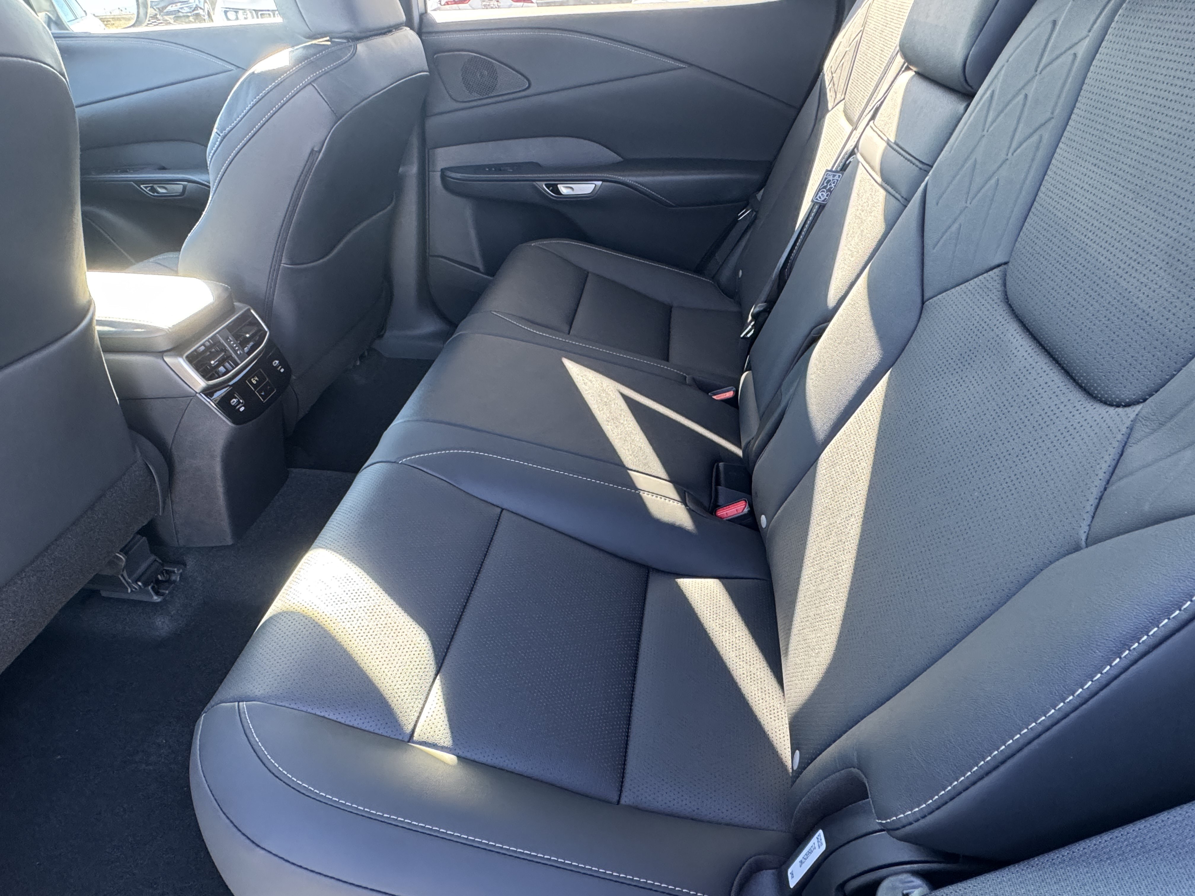 New 2026 Lexus RX 350 w/ Convenience Package AWD/4WD image 30