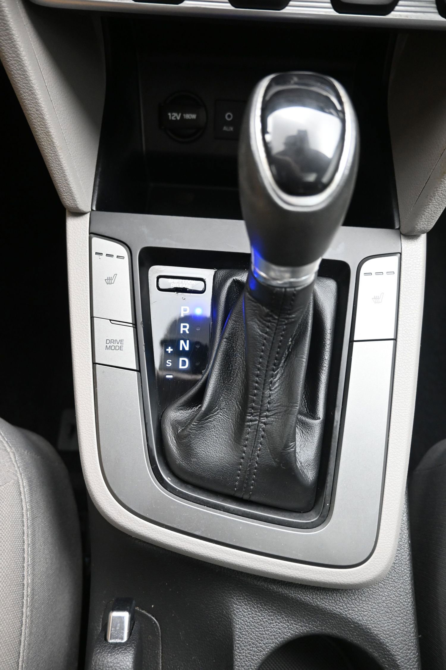 Used 2020 Hyundai Elantra Value Edition image 18