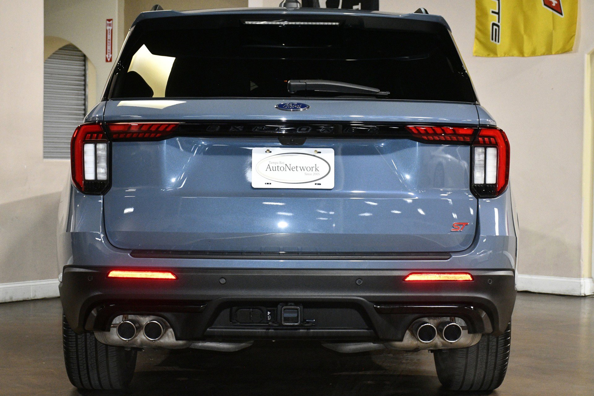 Used 2025 Ford Explorer ST w/ Sun And Sound Package image 2