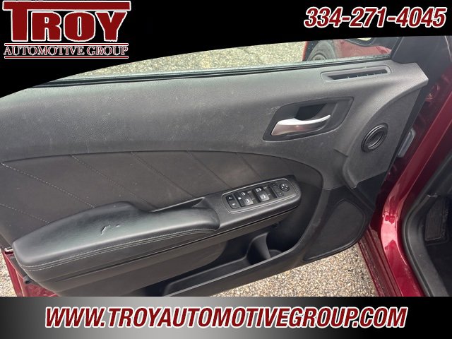 Used 2022 Dodge Charger SXT w/ Blacktop Package image 28