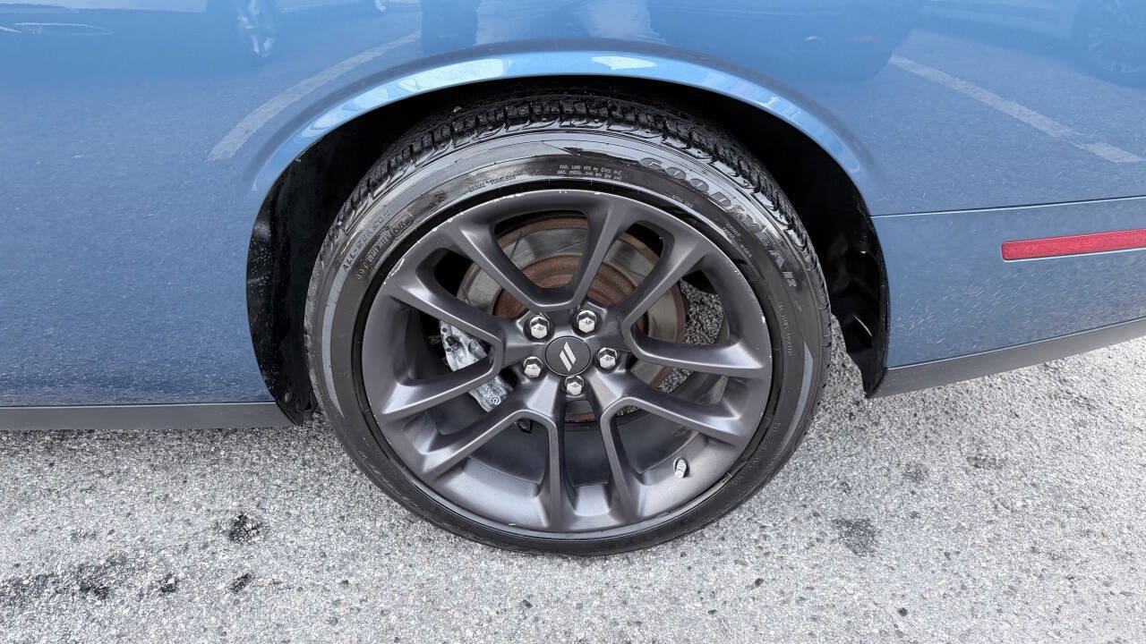 Used 2020 Dodge Challenger R/T Scat Pack RWD image 10
