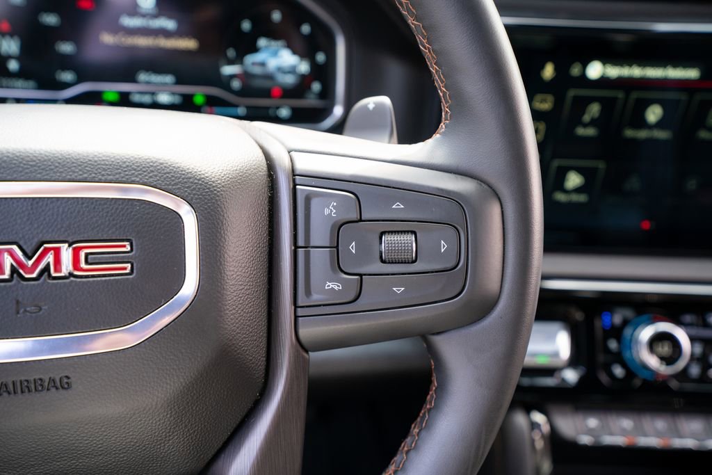 Used 2025 GMC Sierra 1500 AT4 w/ AT4 Premium Package AWD/4WD image 39