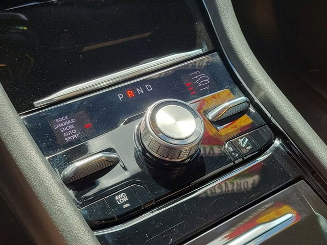 Used 2025 Jeep Grand Cherokee Summit w/ Adv Protech Group IV AWD/4WD image 32