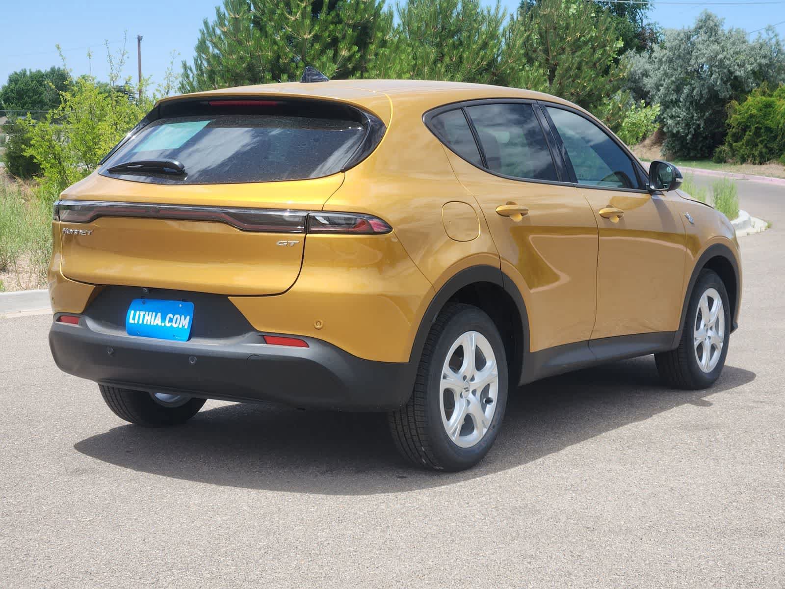 New 2025 Dodge Hornet GT w/ Cold Weather Group AWD/4WD image 5