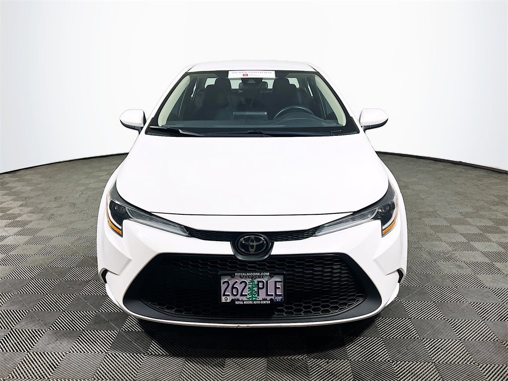 Certified 2022 Toyota Corolla LE image 3