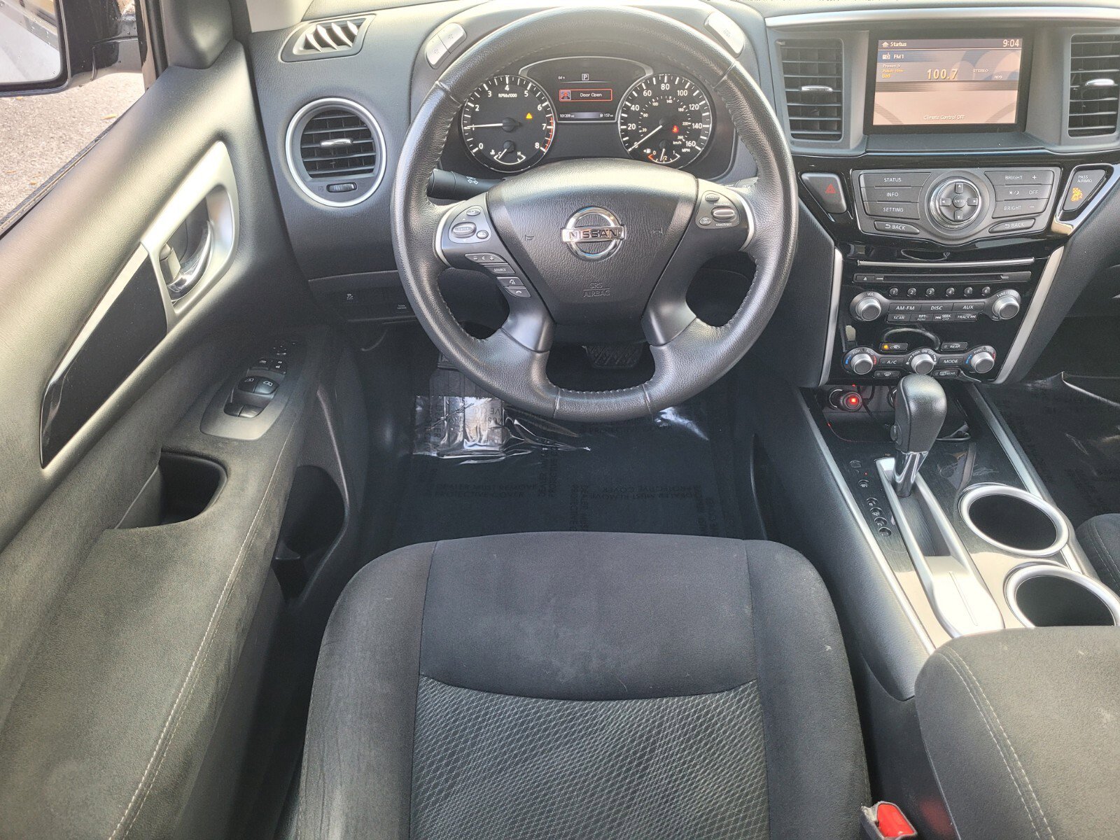 Used 2016 Nissan Pathfinder SV image 13