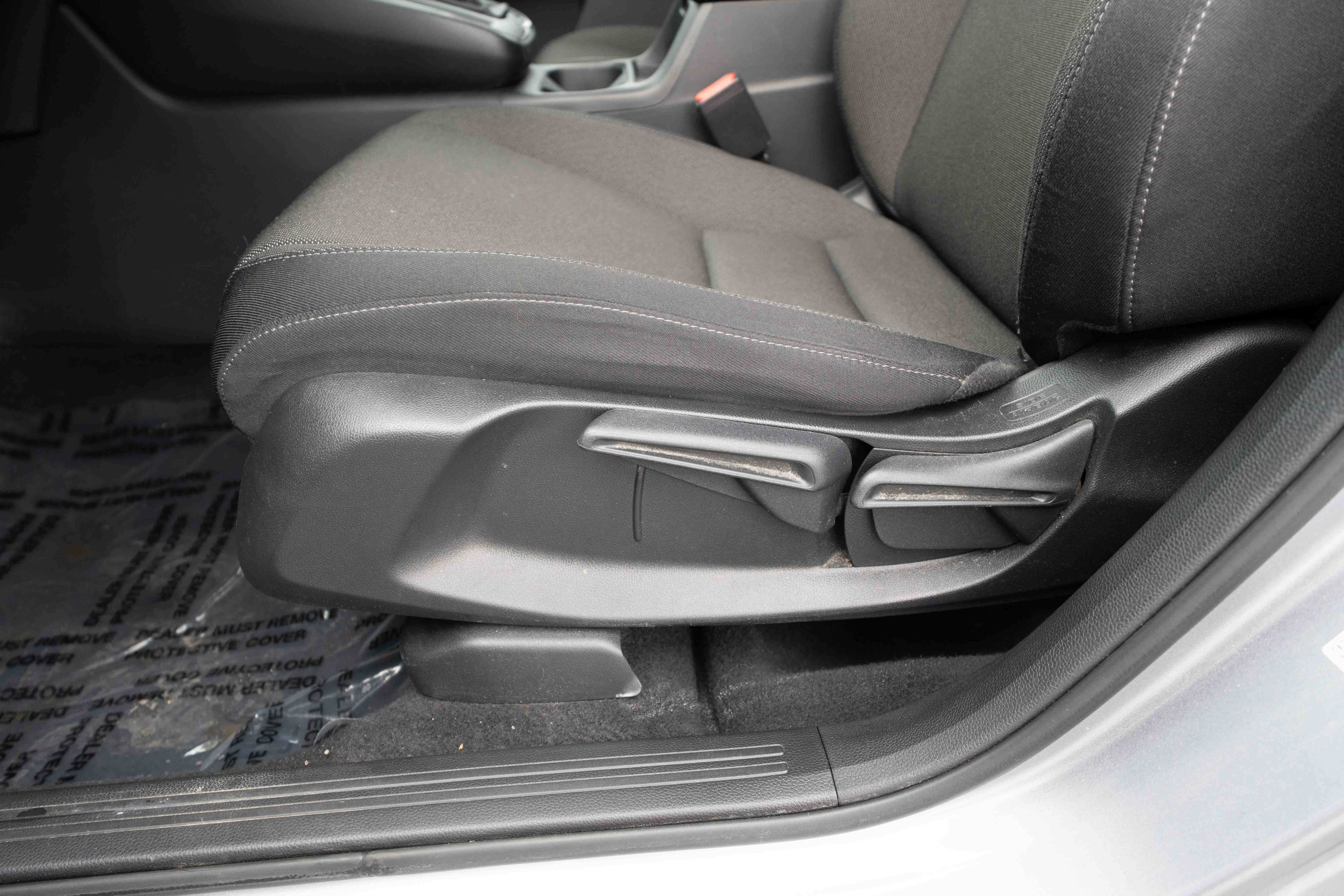 Used 2024 Honda CR-V LX image 12