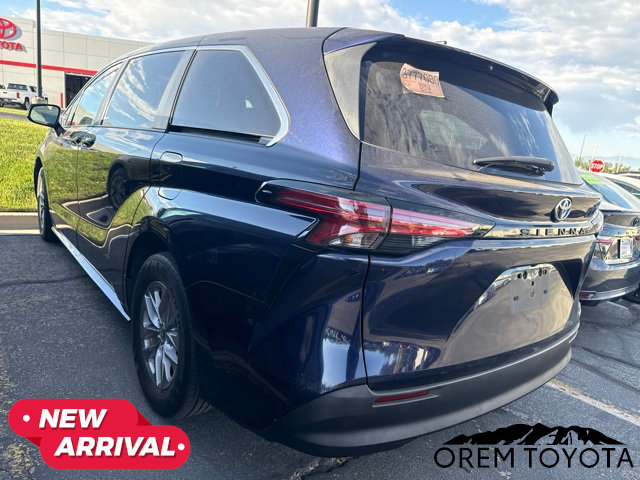 Used 2022 Toyota Sienna LE FWD image 18