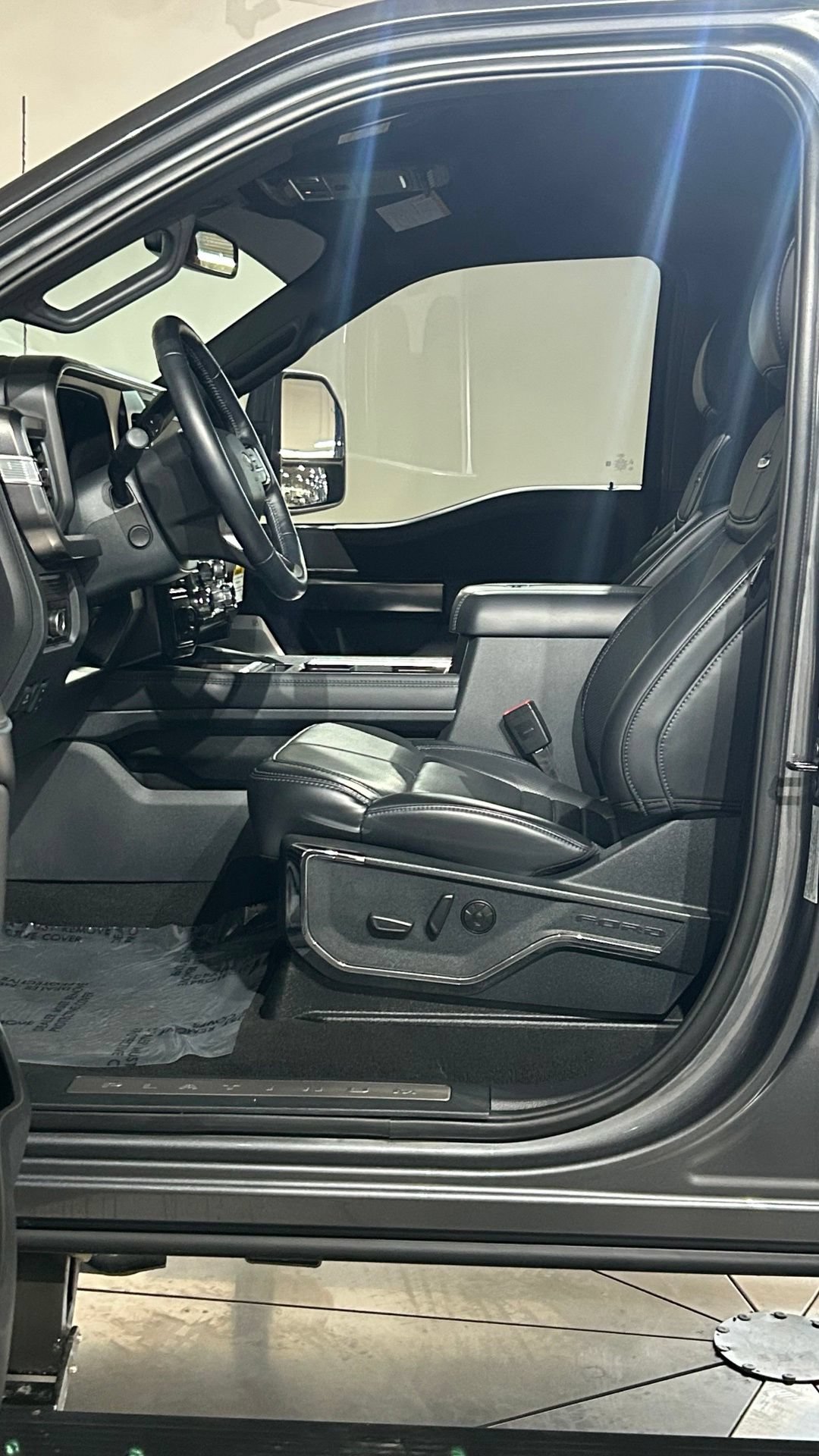 Used 2026 Ford F250 Platinum w/ FX4 Off-Road Package AWD/4WD image 50
