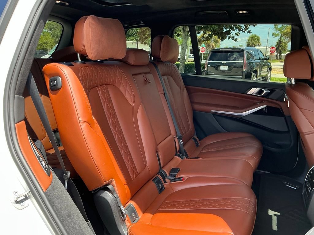 Used 2023 BMW X7 M60i w/ Executive Package AWD/4WD image 22