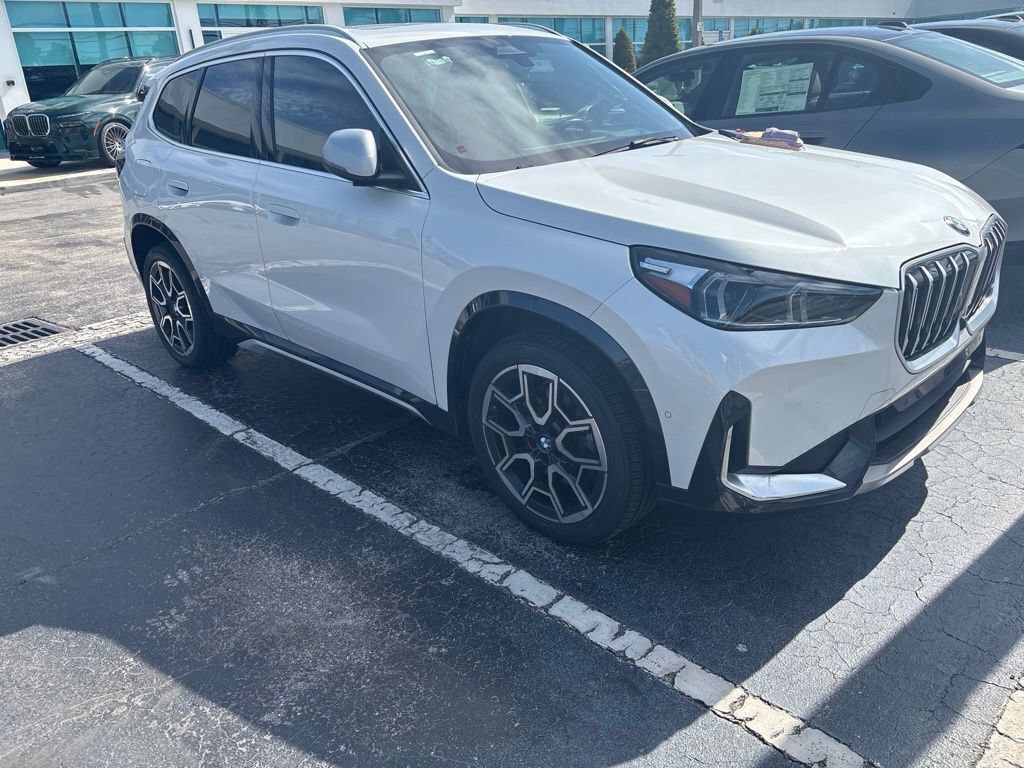 Certified 2023 BMW X1 xDrive28i w/ Premium Package AWD/4WD image 1