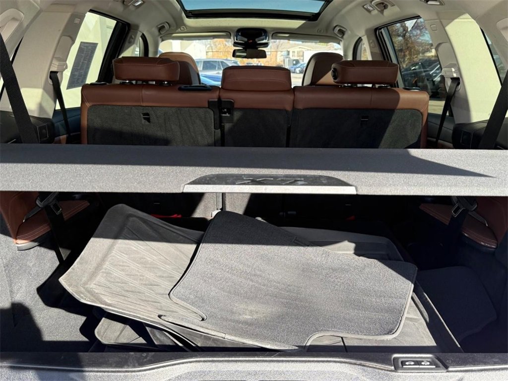 Used 2023 BMW X7 xDrive40i w/ Premium Package image 5