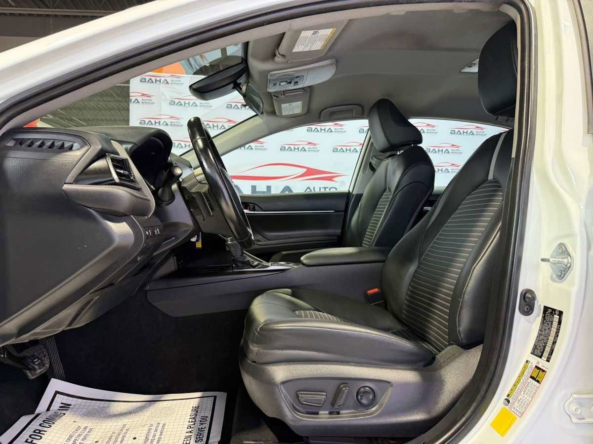 Used 2022 Toyota Camry SE FWD image 11