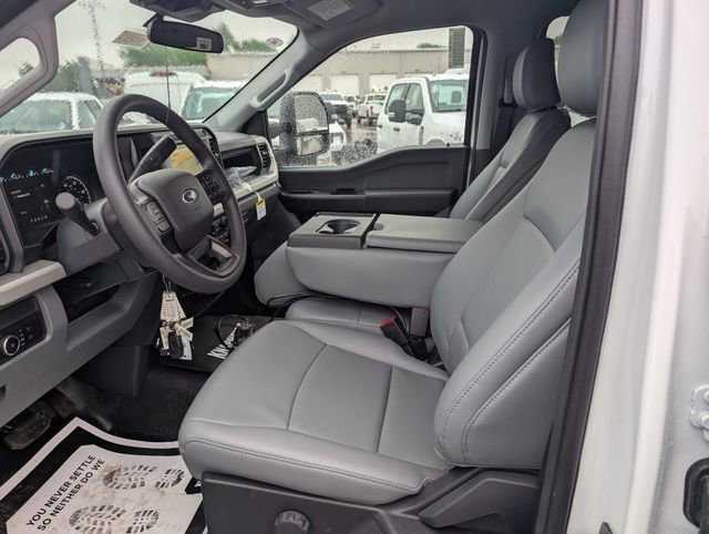 New 2026 Ford F550 4x4 Crew Cab image 15