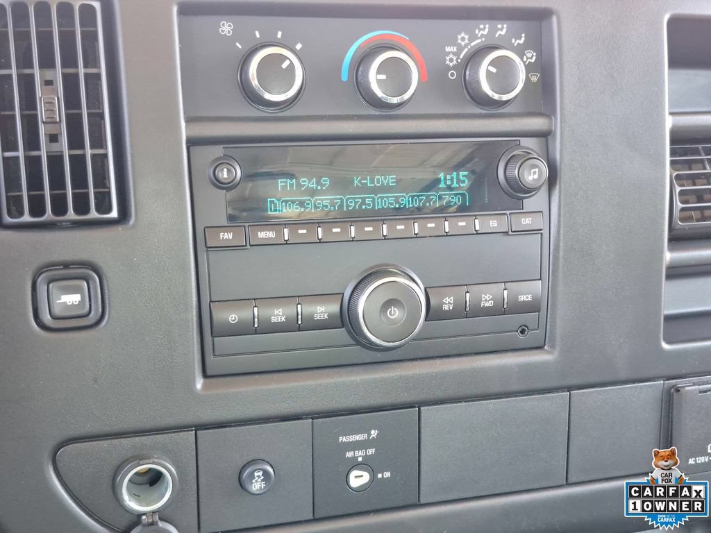 Used 2015 Chevrolet Express 2500 RWD image 18