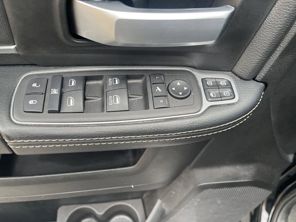 Used 2024 RAM 2500 Big Horn w/ Safety Group image 15