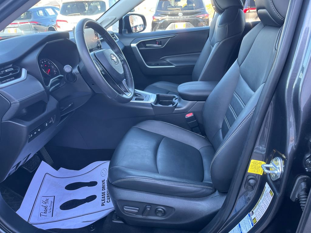 Certified 2021 Toyota RAV4 XLE Premium image 9