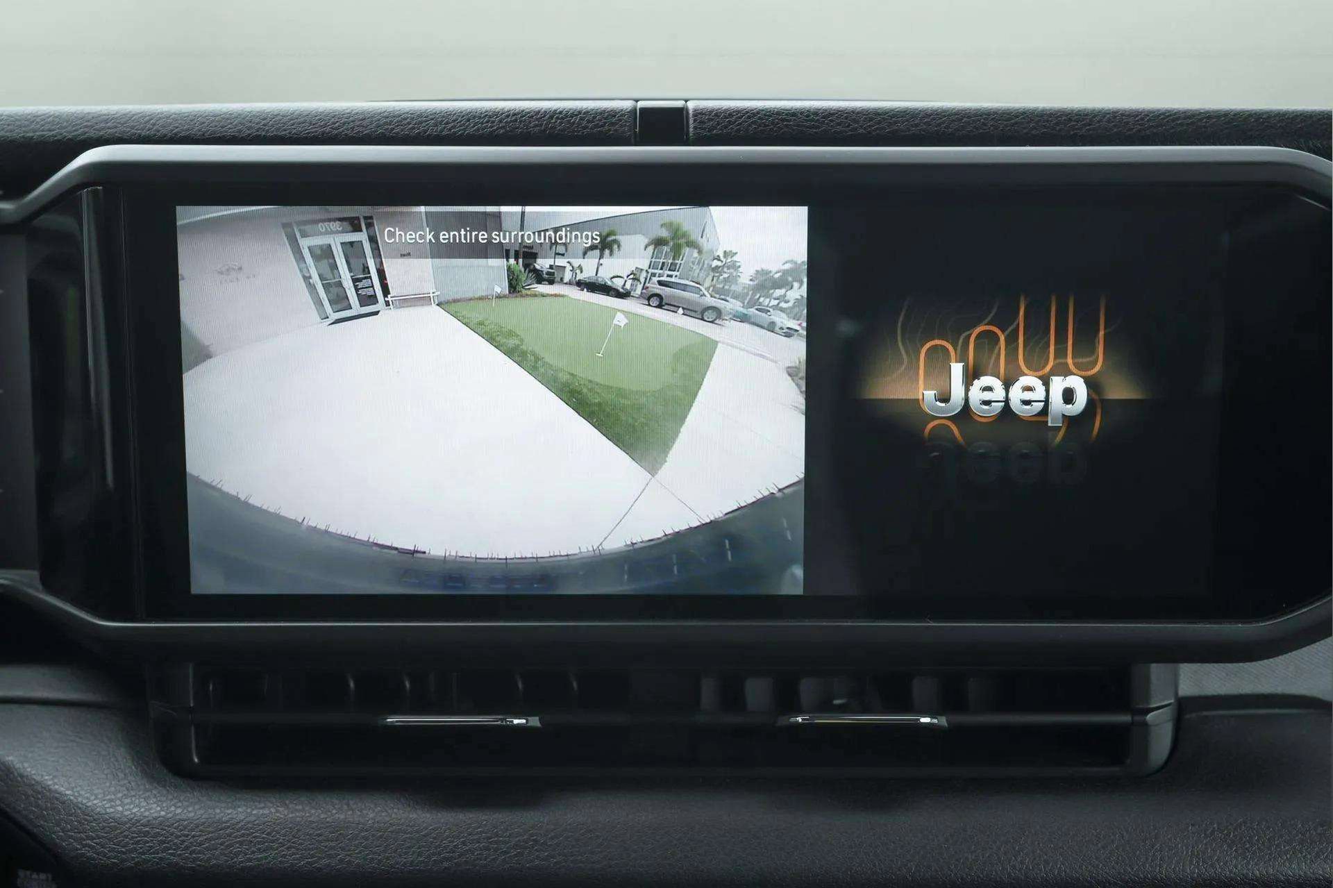 Used 2024 Jeep Wrangler Willys image 16